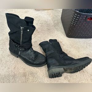 Women’s black booties